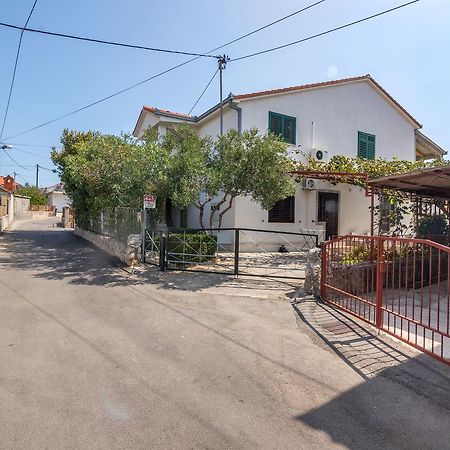 Apartment And Rooms Ruza Trogir Ngoại thất bức ảnh
