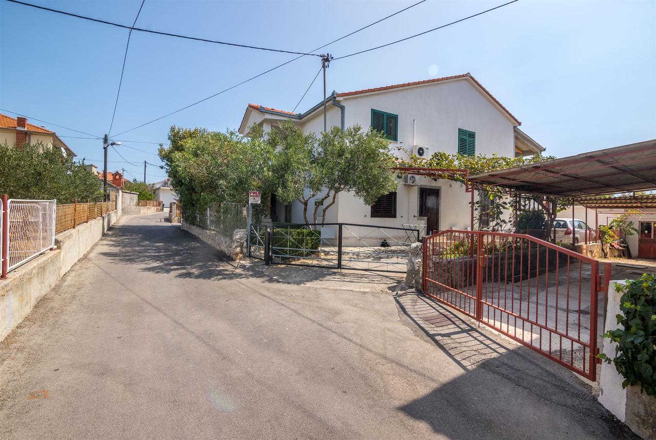 Apartment And Rooms Ruza Trogir Ngoại thất bức ảnh