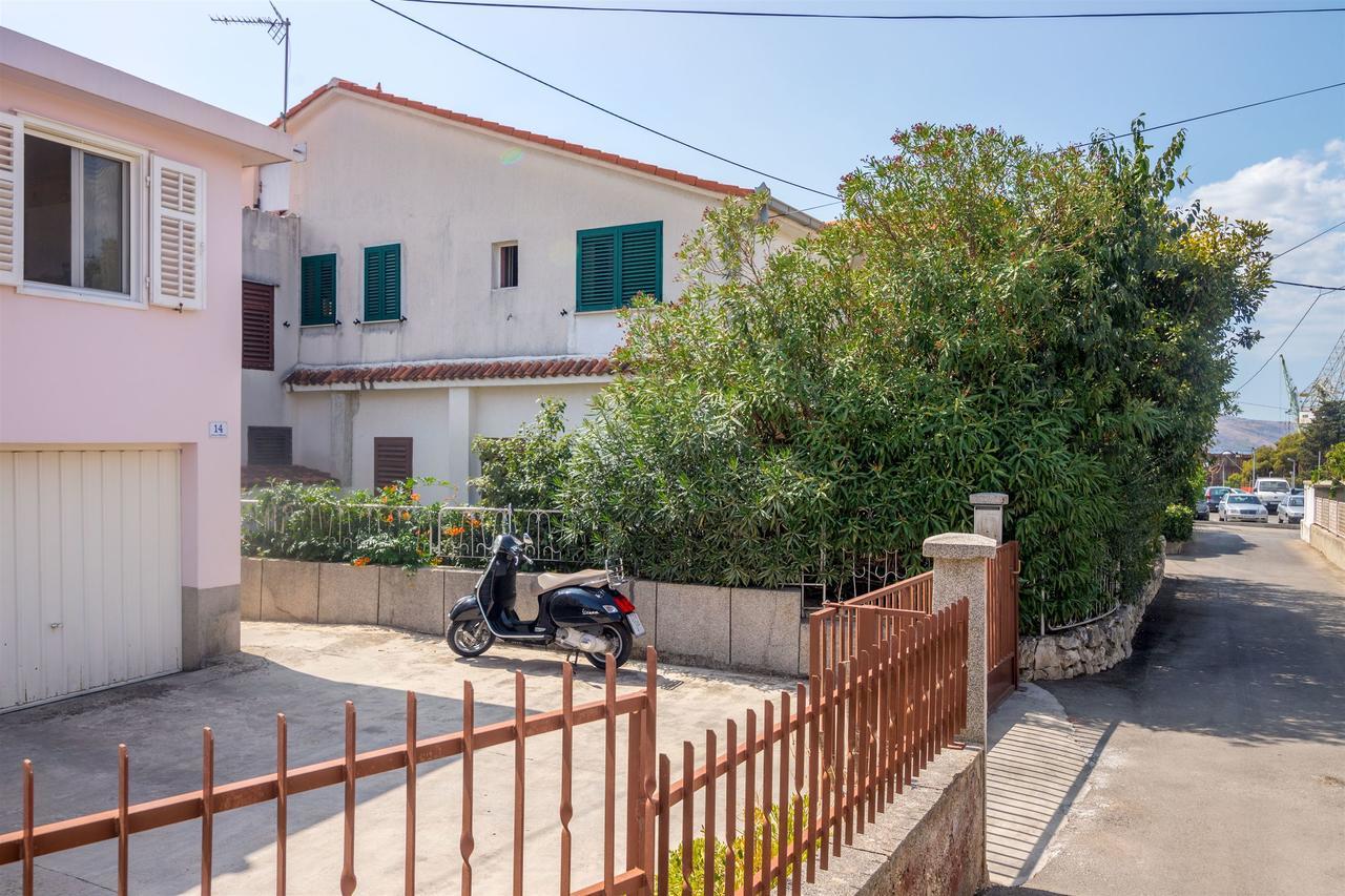 Apartment And Rooms Ruza Trogir Ngoại thất bức ảnh
